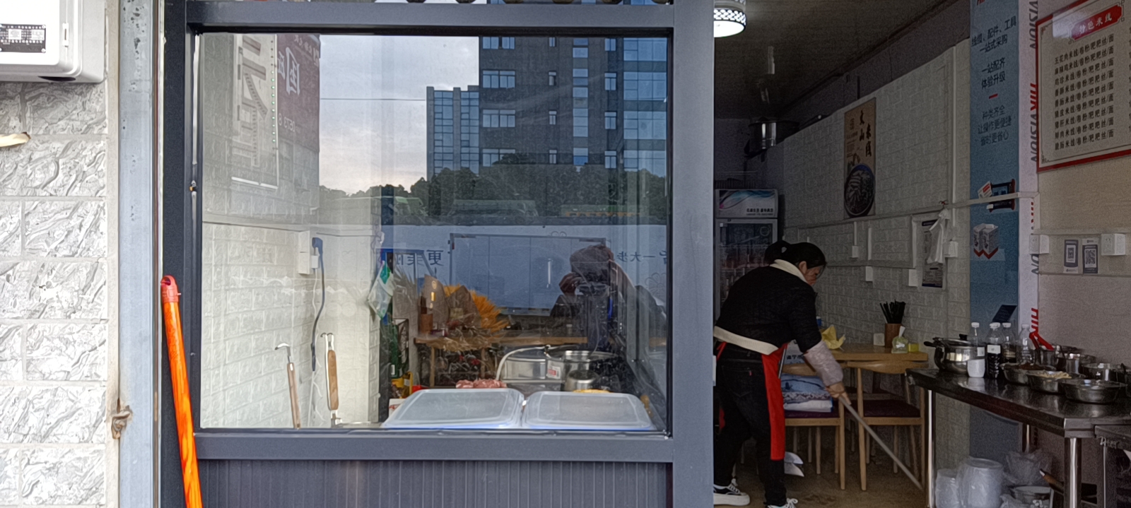 一品生煎(荡湾村凌桥一组3号一1)