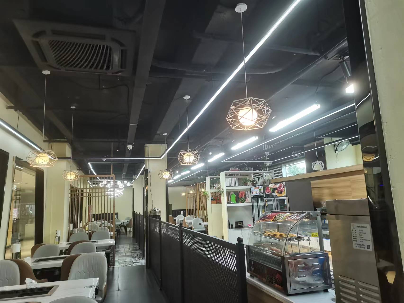 展鸣海鲜自助火锅（世纪商业中心）